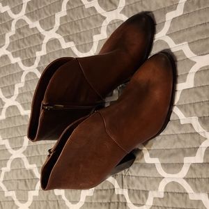 Vince Camuto leather boots booties size 10